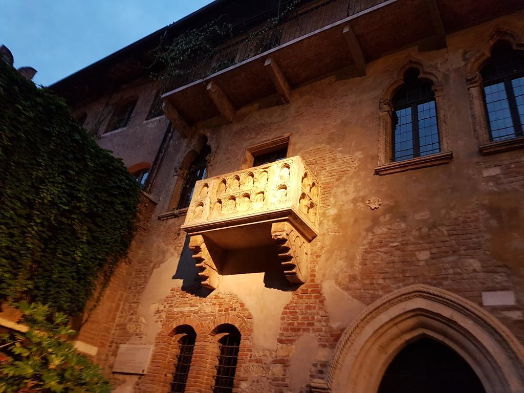 Готель Mi Casa Es Tambien Tu Casa Vips Верона Екстер'єр фото
